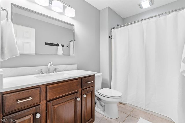 7375 Burntwood Way, Hudson, OH 44236