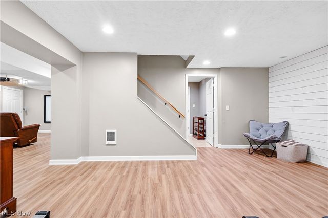 7375 Burntwood Way, Hudson, OH 44236