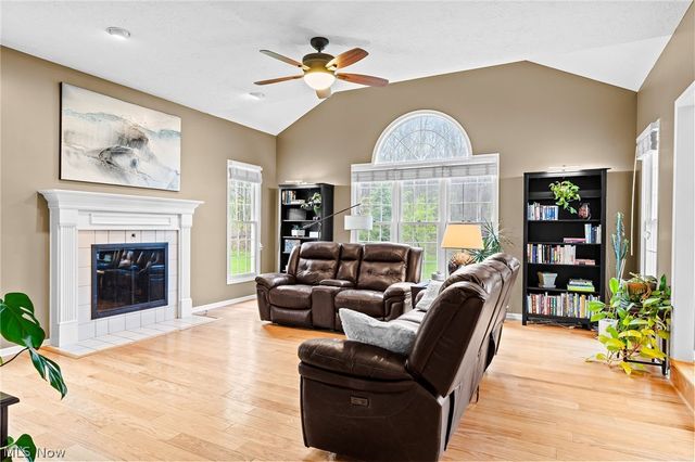 7375 Burntwood Way, Hudson, OH 44236