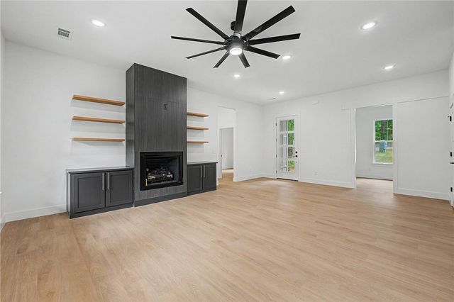 7 Kilmarnock Lane, Bella Vista, AR 72715