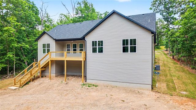 7 Kilmarnock Lane, Bella Vista, AR 72715