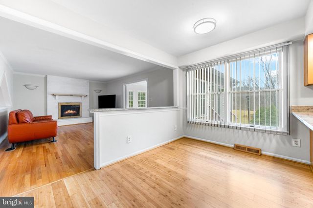 6 JONATHANS CT, Cockeysville, MD 21030