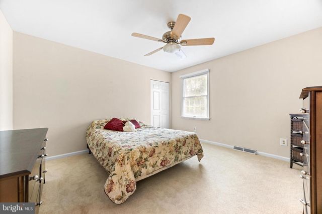 6 JONATHANS CT, Cockeysville, MD 21030