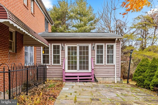 6 JONATHANS CT, Cockeysville, MD 21030