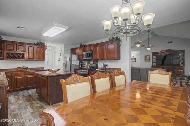 5624 Aila Street, Diamondhead, MS 39525
