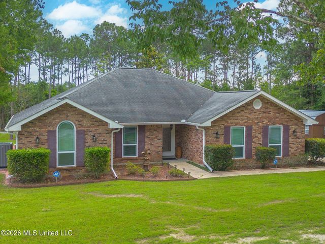 5624 Aila Street, Diamondhead, MS 39525