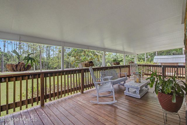 5624 Aila Street, Diamondhead, MS 39525