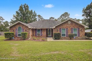5624 Aila Street, Diamondhead, MS 39525
