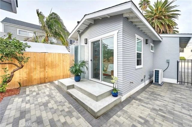 2921 S Pacific Avenue, San Pedro, CA 90731