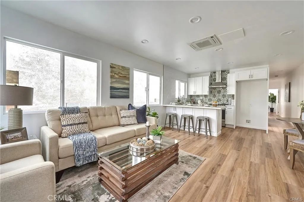 2921 S Pacific Avenue, San Pedro, CA 90731