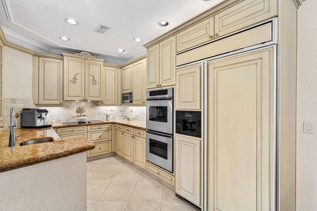 23408 Mirabella Circle S, Boca Raton, FL 33433