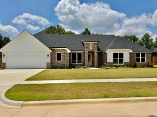990 Mallard, Lindale, TX 75771