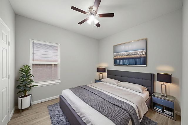 4338 Brinkley St A/B, Houston, TX 77051