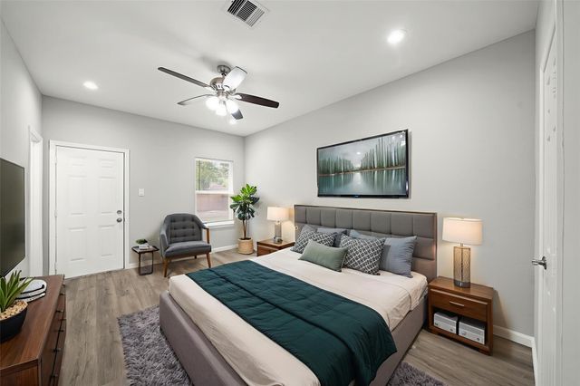 4338 Brinkley St A/B, Houston, TX 77051