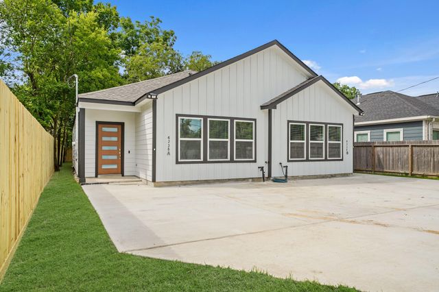 4338 Brinkley St A/B, Houston, TX 77051