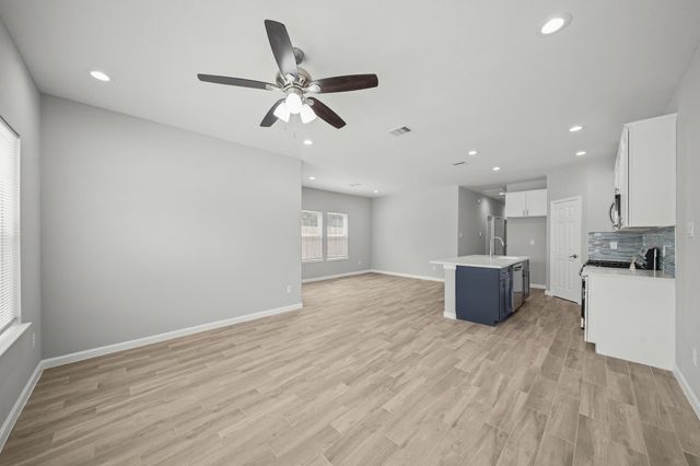 4338 Brinkley St A/B, Houston, TX 77051