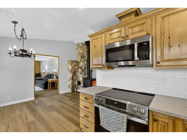 40551 Se LATIGO Ln, Sandy, OR 97055