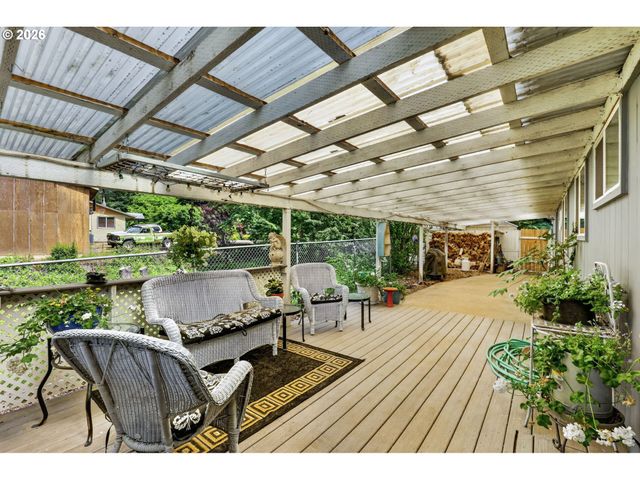 40551 Se LATIGO Ln, Sandy, OR 97055