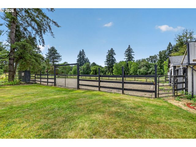 40551 Se LATIGO Ln, Sandy, OR 97055