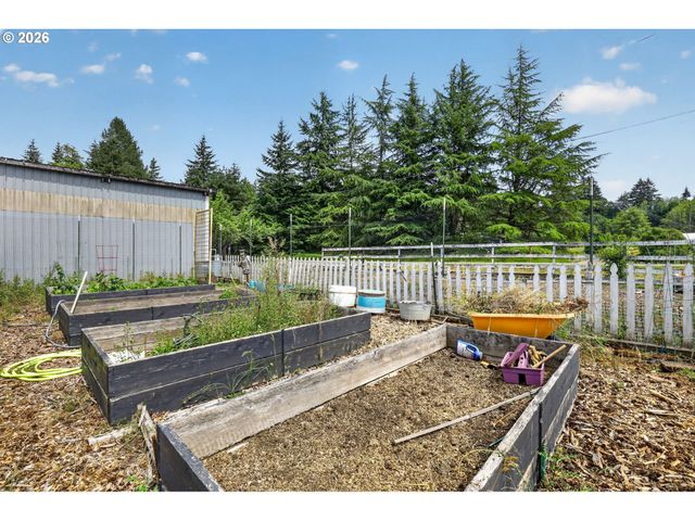 40551 Se LATIGO Ln, Sandy, OR 97055