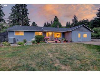 40551 Se LATIGO Ln, Sandy, OR 97055