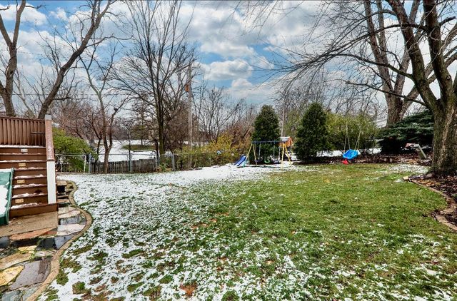 3226 Everglade Avenue, Woodridge, IL 60517