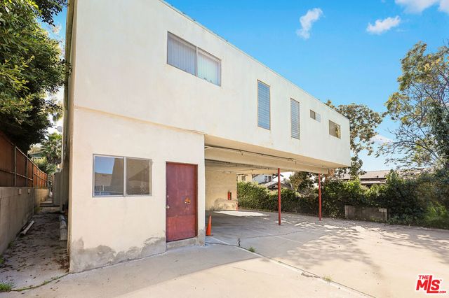 1651 Golden Gate Avenue, Los Angeles, CA 90026