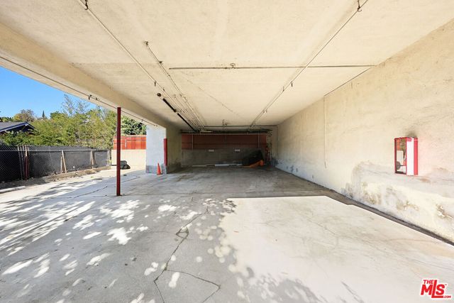 1651 Golden Gate Avenue, Los Angeles, CA 90026