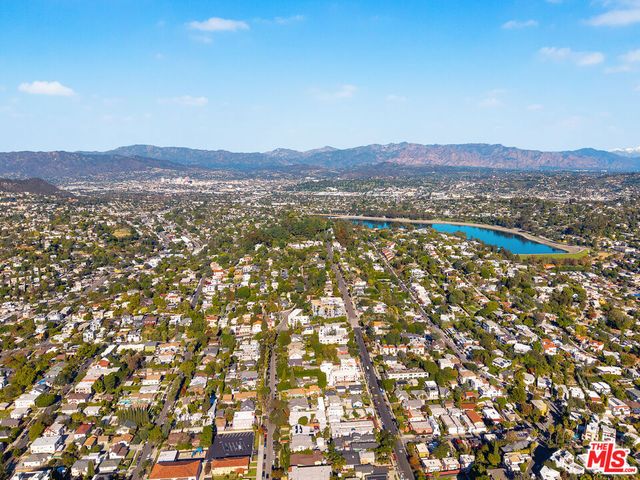 1651 Golden Gate Avenue, Los Angeles, CA 90026