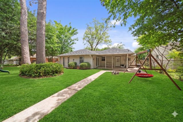 7518 Deadwood Drive, Houston, TX 77040