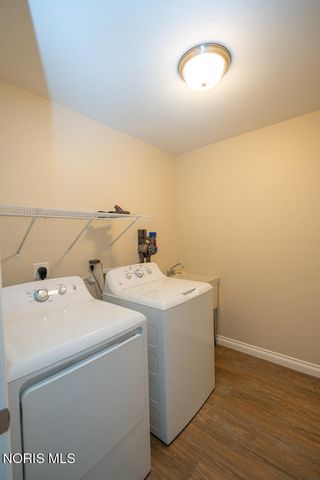 6908 Torrey Pine Court, Maumee, OH 43537
