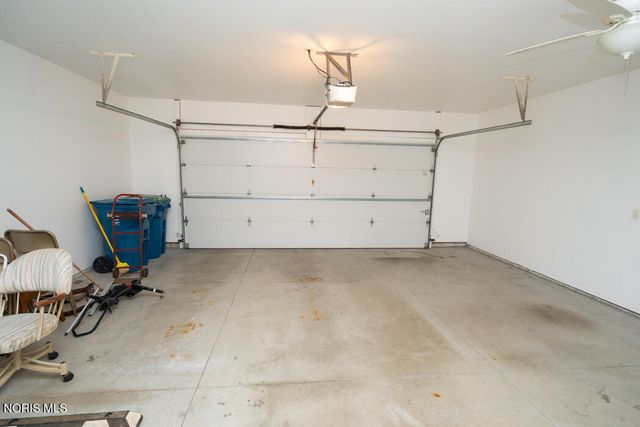 6908 Torrey Pine Court, Maumee, OH 43537