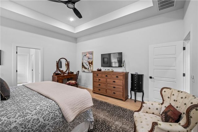 2055 Collins Drive, Pea Ridge, AR 72751