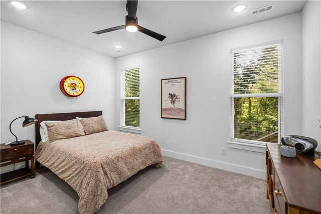2055 Collins Drive, Pea Ridge, AR 72751