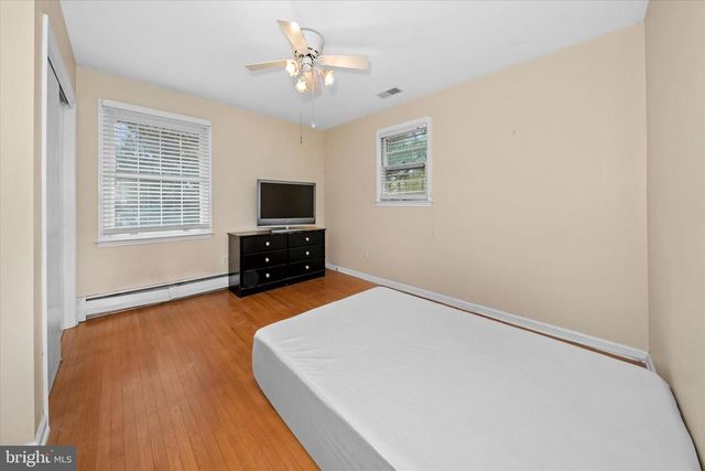 4 MAGNOLIA CT, Wilmington, DE 19810