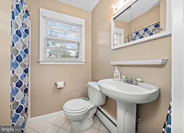 4 MAGNOLIA CT, Wilmington, DE 19810