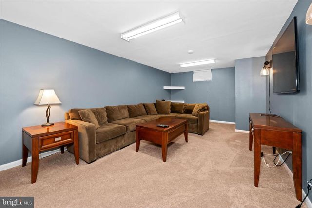 4 MAGNOLIA CT, Wilmington, DE 19810