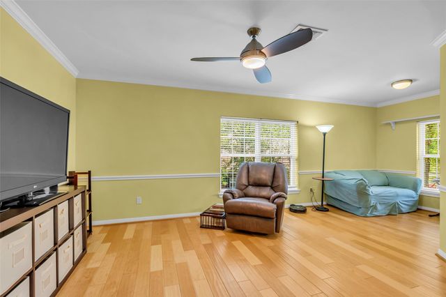 98 Winding Creek Place, The Woodlands, TX 77381