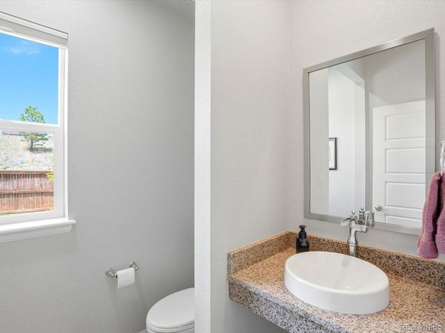 18329 W 84th Pl, Arvada, CO 80007