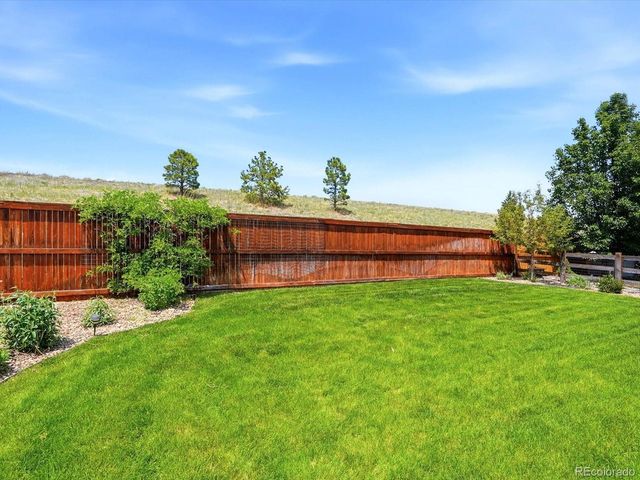 18329 W 84th Pl, Arvada, CO 80007