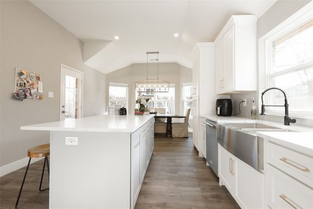 204 Village Trail, Trophy Club, TX 76262