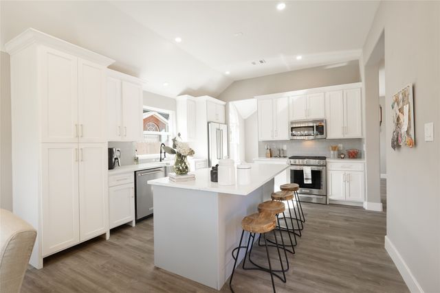 204 Village Trail, Trophy Club, TX 76262