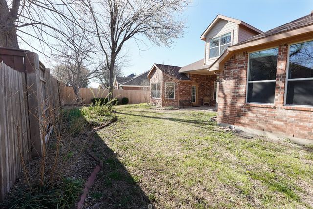 204 Village Trail, Trophy Club, TX 76262