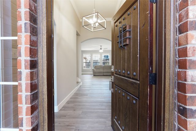 204 Village Trail, Trophy Club, TX 76262