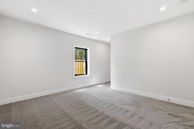 6514 BYRNES DR, Mclean, VA 22101