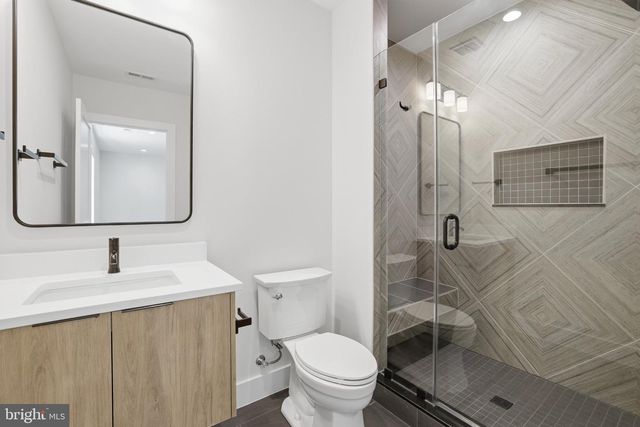 6514 BYRNES DR, Mclean, VA 22101