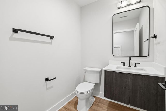 6514 BYRNES DR, Mclean, VA 22101