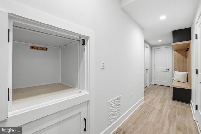 6514 BYRNES DR, Mclean, VA 22101
