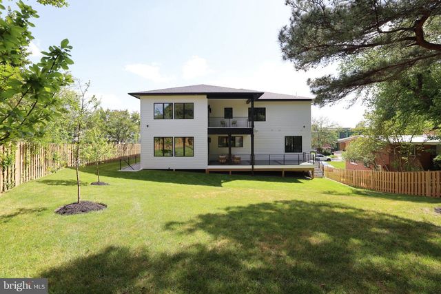 6514 BYRNES DR, Mclean, VA 22101