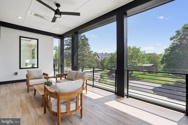 6514 BYRNES DR, Mclean, VA 22101